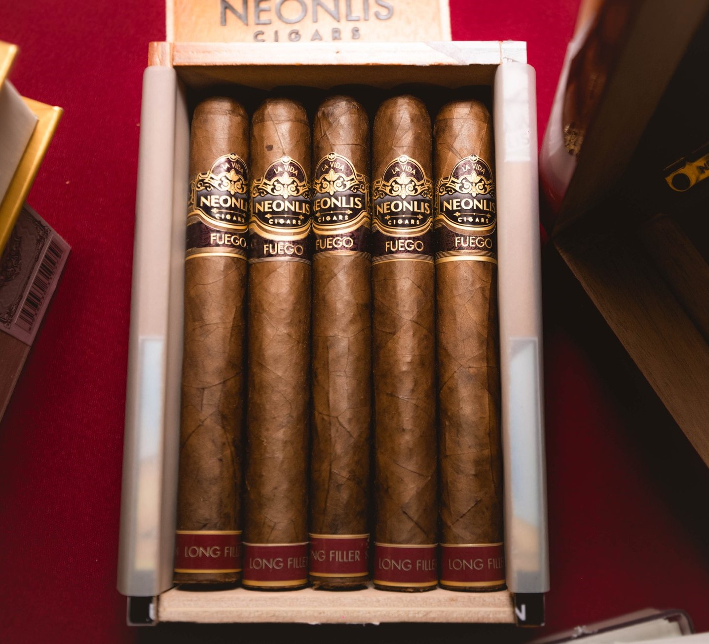 Cigar Neonlis La Vida Fuego (Hộp giấy 5 điếu)