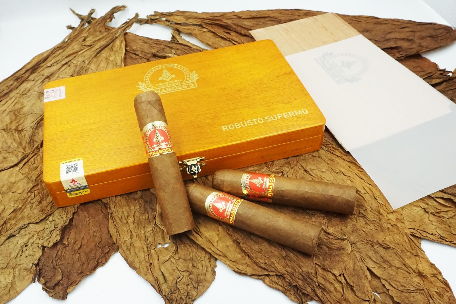 Cigar ROBUSTO SUPERMO (Hộp 10 điếu)
