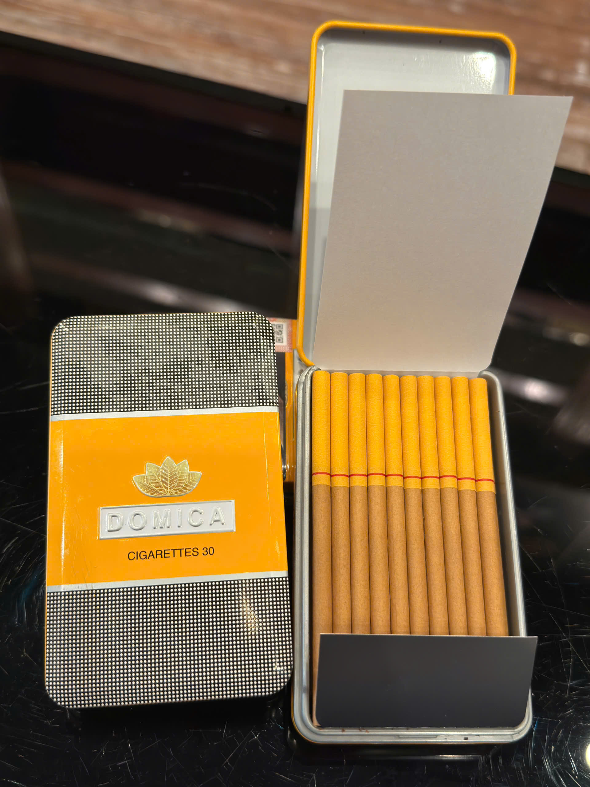 Cigar SLIM 30 DOMICA (Hộp sắt 30 điếu/1 hộp)